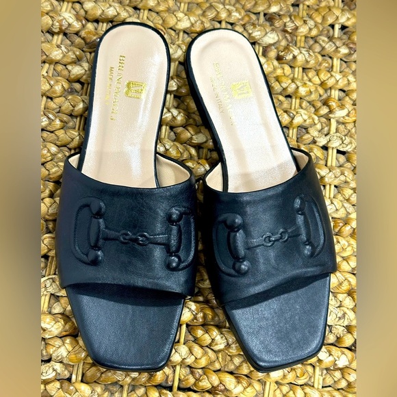 Bruno Magli Nilla Embossed Horsebit Sandals Size 8 - Picture 1 of 7